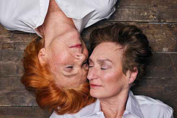 Mieke en Femke: “Wij voelen ons écht niet oud, eerder 35 of 40”