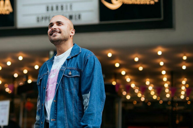 “De morele paniek over trans mensen zou homo's akelig bekend voor moeten komen”