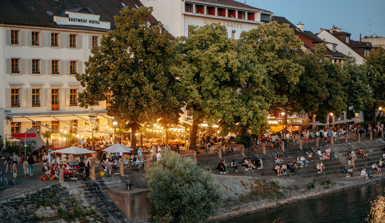 Bubbel, bruis, Bazel: zo vier je daar het Songfestival - zónder tickets!