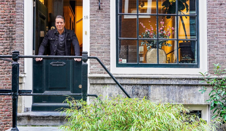 Binnenkijken bij Shownieuws-verslaggever Thom Goderie