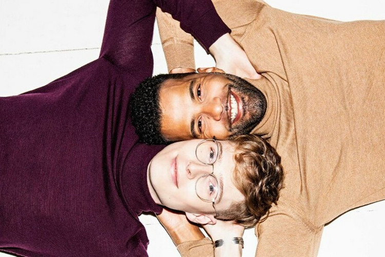 Joshua en Bjorn schelen 14 jaar en hebben een relatie