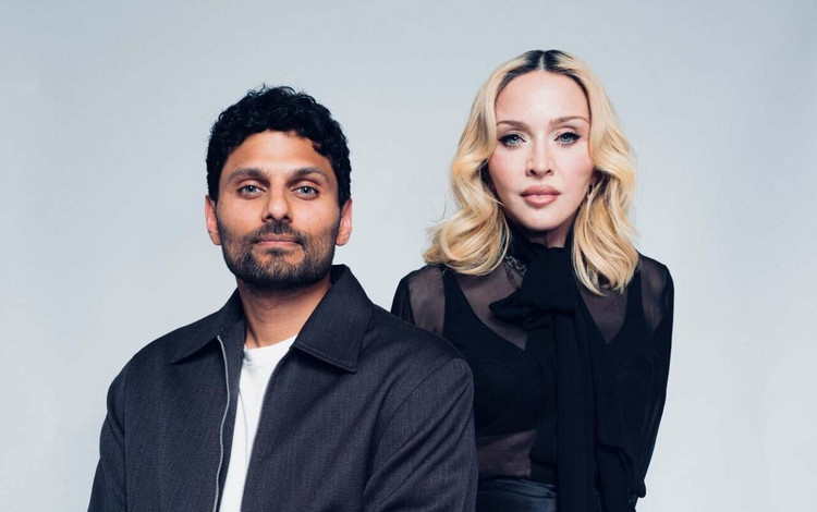 Madonna voor het eerst te horen in podcast: ze vertelt over ‘Fragile’, het nieuwe lied over haar overleden broer - en nog veel meer