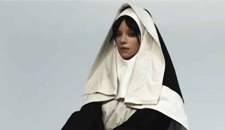 Lekkere muziek: ‘Smile’, ‘Not Fair’, ‘F*ck You Very Much’ en andere venijnige hits van Lily Allen