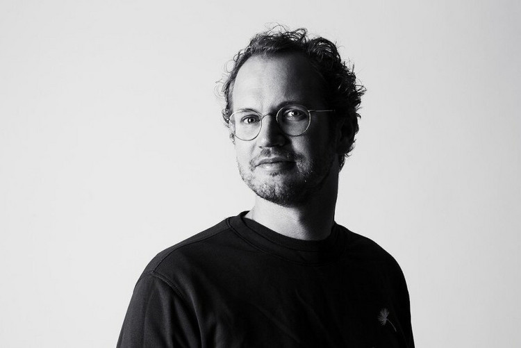 “Hij was de eerste homo in mijn leven aan wie je het schaamteloos kon zien”