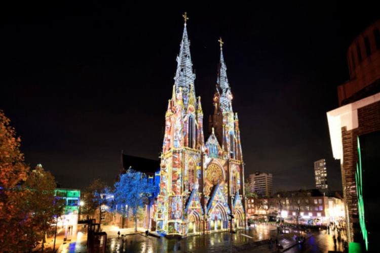 Twintig jaar lichtkunst: Eindhoven straalt als nooit tevoren