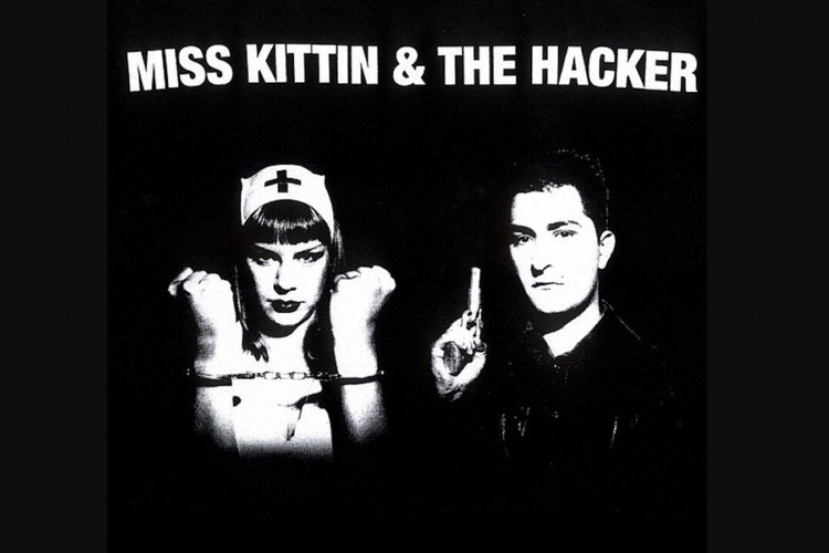 Lekkere muziek: ‘Do I Look Like a Slut?’ en negen andere Electroclash-klassiekers