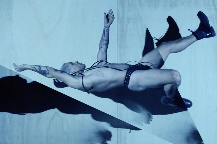 Lekkere muziek: de kinky video's van Fischerspooner