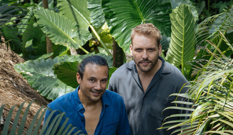 Barend en Chris openden een resort op Bali