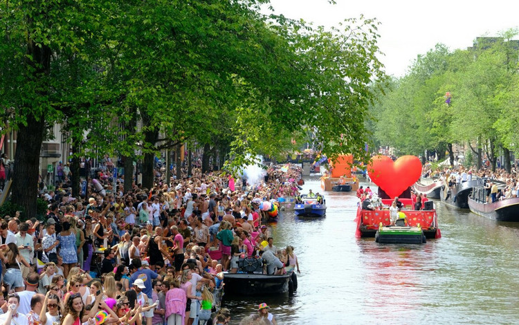 Raad van Cultuur adviseert: draag Pride Amsterdam als immaterieel cultureel erfgoed