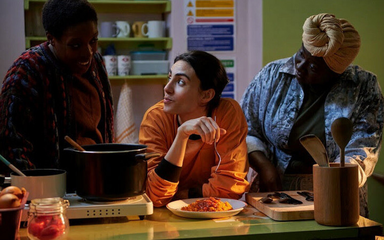 Dreamers is een queerfilm over een Brits uitzendcentrum voor asielzoekers, bekijk hier de trailer
