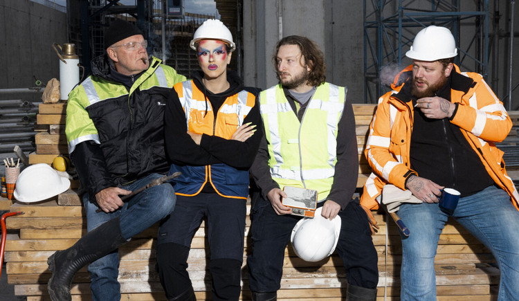“Lola is geen schild, meer een vorm waarin ik me sterk voel en kwetsbaar durf te zijn”