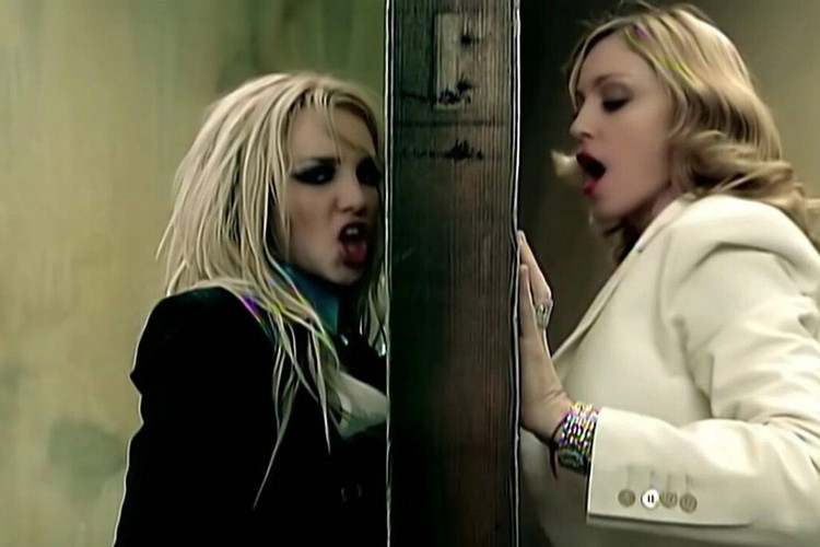 Lekkere muziek: dit zijn de 13 mooiste duetten van Madonna (en Prince, Ricky Martin, Babyface, Sam Smith, The Weeknd en meer)