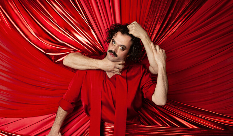 De Domtoren het toneel voor vlijmscherp theater over onze queer geschiedenis