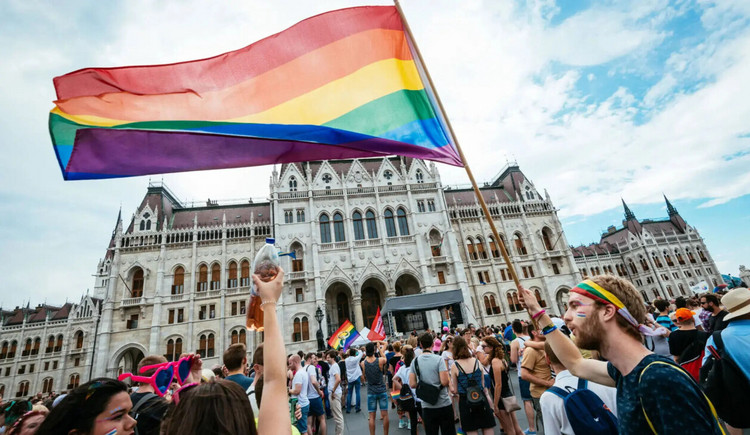 Burgemeester Boedapest vrijgesproken nadat hij vorig jaar Pride-mars had georganiseerd
