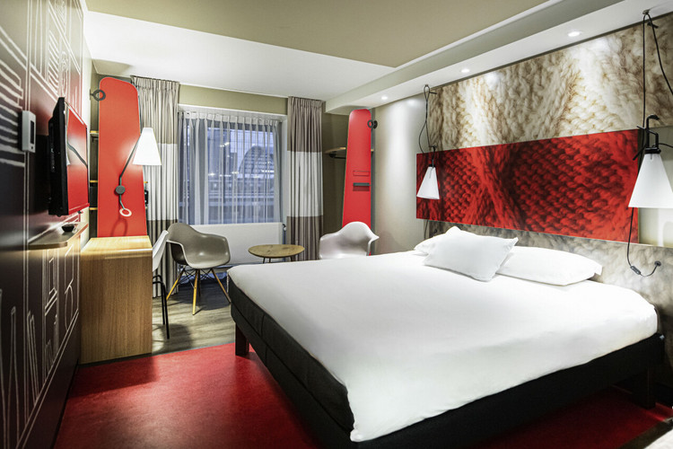 Betaalbare hotels tijdens WorldPride Amsterdam 2026