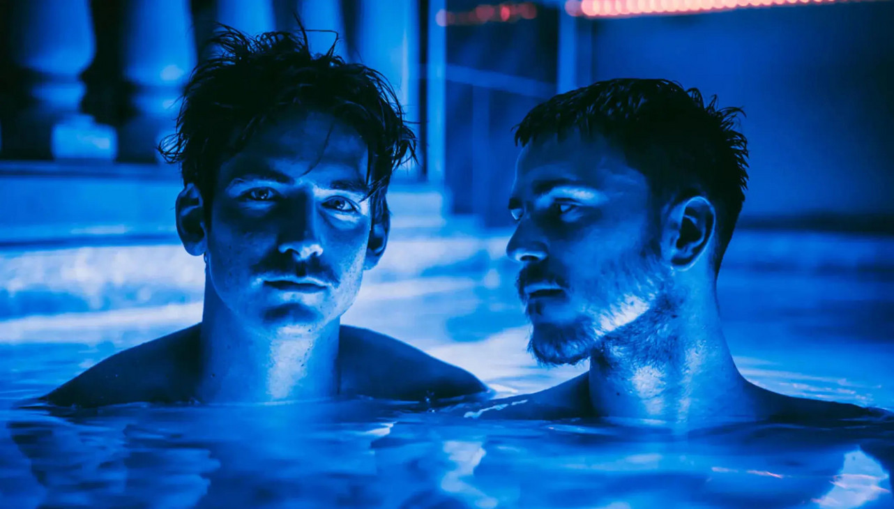 Bekijk de Vlaamse queer tv-serie Oh Otto!, met Jonathan Michiels in de hoofdrol vanaf maandag op NPO3