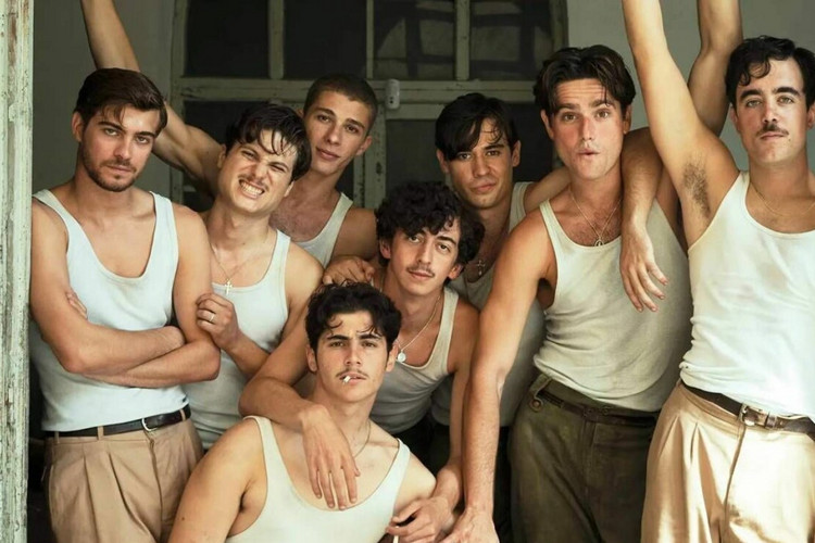 Bekijk de trailer van La Bola Negra, een Spaans filmdrama over drie generaties homoseksuele mannen
