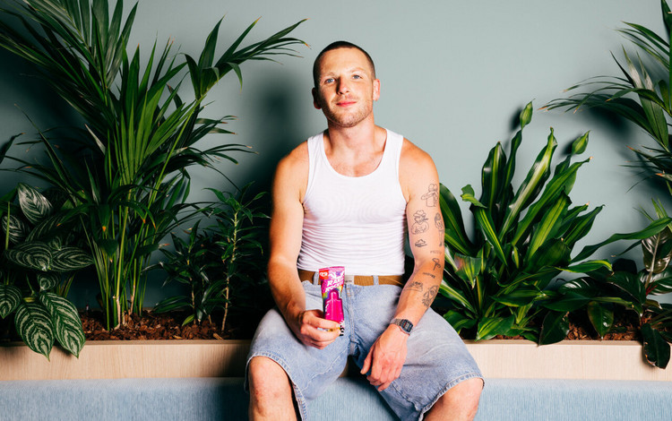 Lucien over zijn eerste kus tijdens een queer avond in Amsterdam