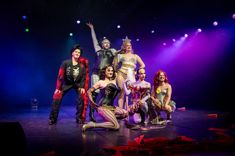 Chassé Theater kleurt drie dagen extra roze tijdens Be Proud Weekend